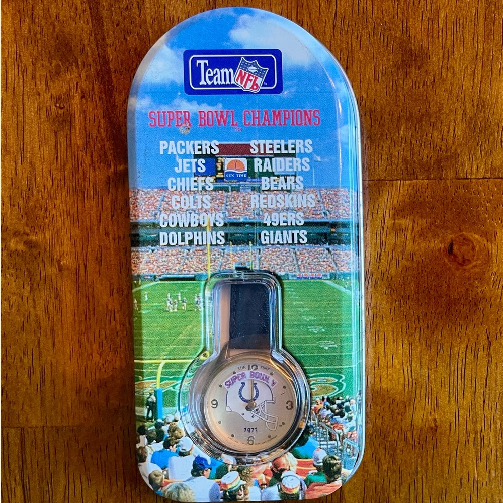 NFL Super Bowl V Championship Indianapolis Colts Watch Unused w/ Original Tin
